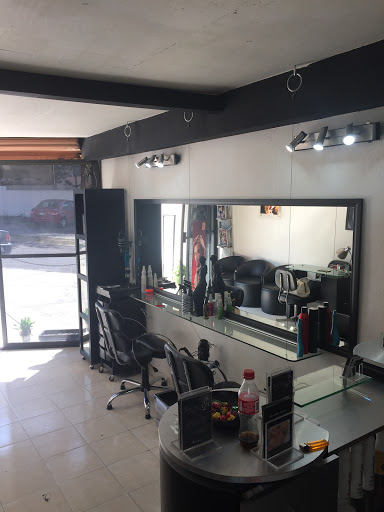 Salon Bukuri, Mar de Java 15, Lomas Lindas, 52947 Cd López Mateos, Méx., México, Salón de belleza | EDOMEX