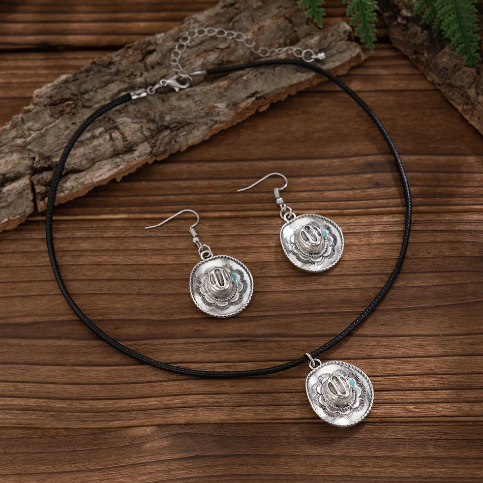 Retro Zon Legering Ketting Pak Mode Eenvoudig. Voeg een vleugje vintage flair toe aan je outfit met deze stijlvolle en eenvoudige ketting.