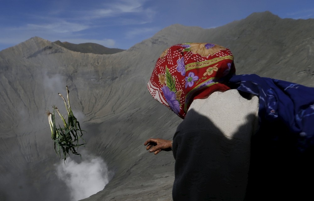 mount-bromo-yadnya-kasada-2