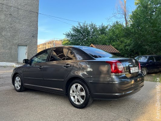 продам авто Toyota Avensis Avensis II фото 3