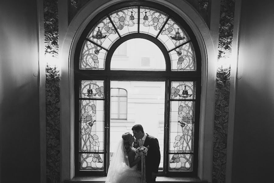 Photographe de mariage Alena Zhalilova (ellyj). Photo du 29 décembre 2015