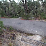 Track to Jellybean Pools crossing road (144918)