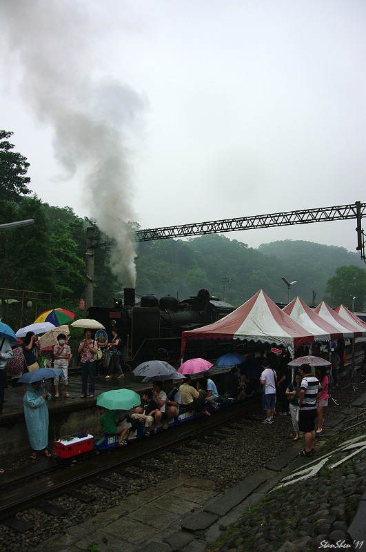 今年舊山線的最後一列"火"車