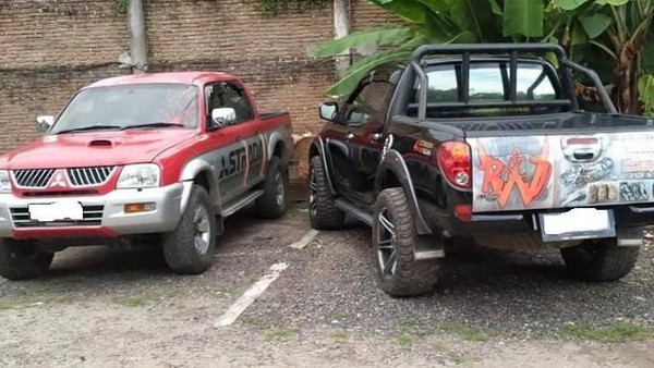 Viral, Pengusaha Ini Jual Mobil untuk Ditukar Masker dan Bagikan Gratis ke Masyarakat Viral, Pengusaha Ini Jual Mobil untuk Ditukar Masker dan Bagikan Gratis ke Masyarakat