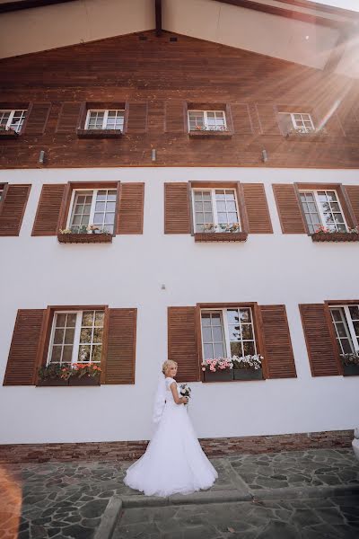 Fotógrafo de bodas Anastasiya Ponomarenko (staseyrozen). Foto del 5 de abril 2020