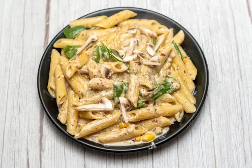 White Sauce Pasta