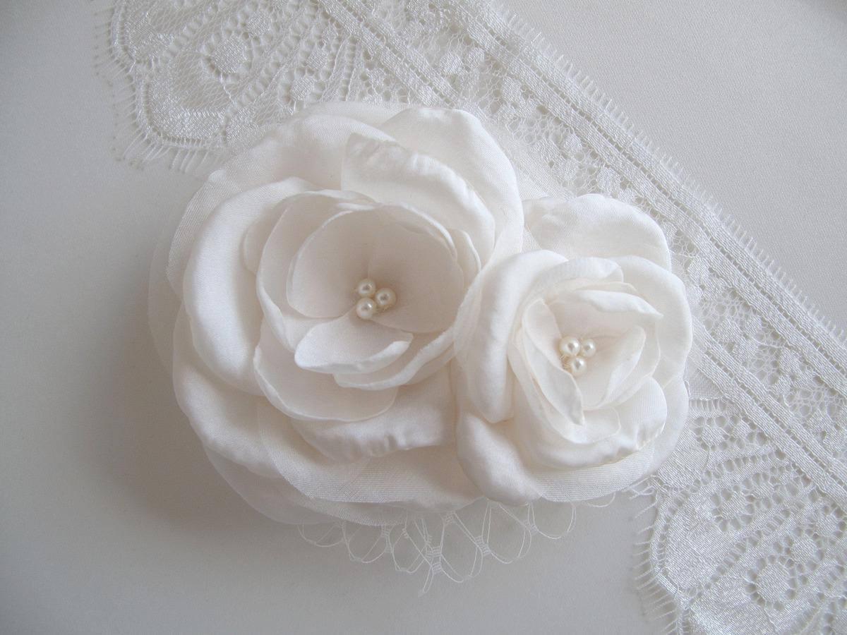 ivory flower hair clips