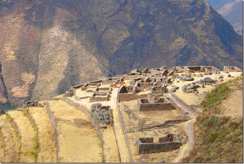 QAllaqasa_ruins_at_Pisac,_Peru wiki