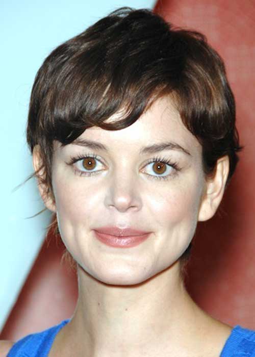 Brunette Pixie Cut Ideas for Stylish Ladies - Fashionre