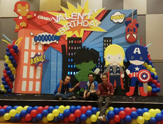 Avenger backdrop theme dari styrofoam  penuh warna dan inda