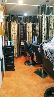 Glatt He & She Beauty Parlour photo 1