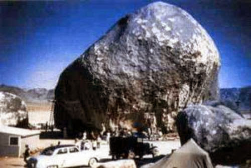 Giant Rock Hosted Giant Ufo Convention