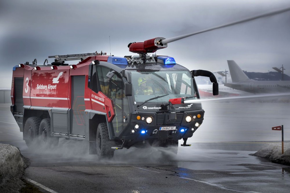 파일:Rosenbauer_Panther_6x6S(2005).jpg