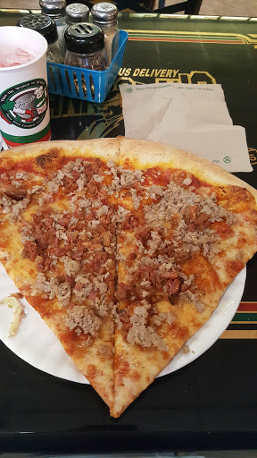 Pizza Restaurant «Frank & Als Pizza», reviews and photos, 4955 US-1, Fort Pierce, FL 34982, USA