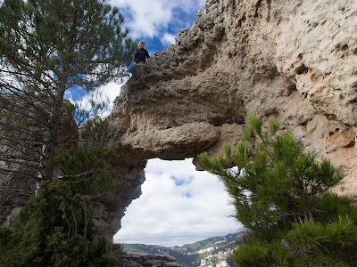 Un altre pont de roca més petit, sobre el Morral Desplegat