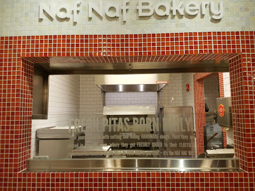Middle Eastern Restaurant «Naf Naf Grill», reviews and photos, 1025 N Elmhurst Ave, Mt Prospect, IL 60056, USA
