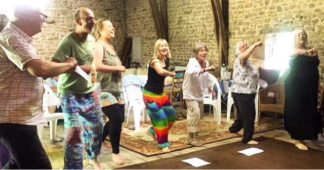 sing from the heart, sing afrique, african music, singing workshop, de tout coeur limousin, Limousin, Ali Bullivent, Imba Basi Band, singing holidays, singing lessons, France, Nouvelle Aquitaine, La Cabane de la Plage, Broussas, Creuse, fete de la musique, haute vienne, Lac de Vassiviere, live music, whats on. music venue, retreats, rural France, off the beaten track, something different, music, making music, music workshops, world music, dancing, creative workshops, wellbeing, bien etre, ex pat, english spoken, community singing, community choir, pop, rock choir,