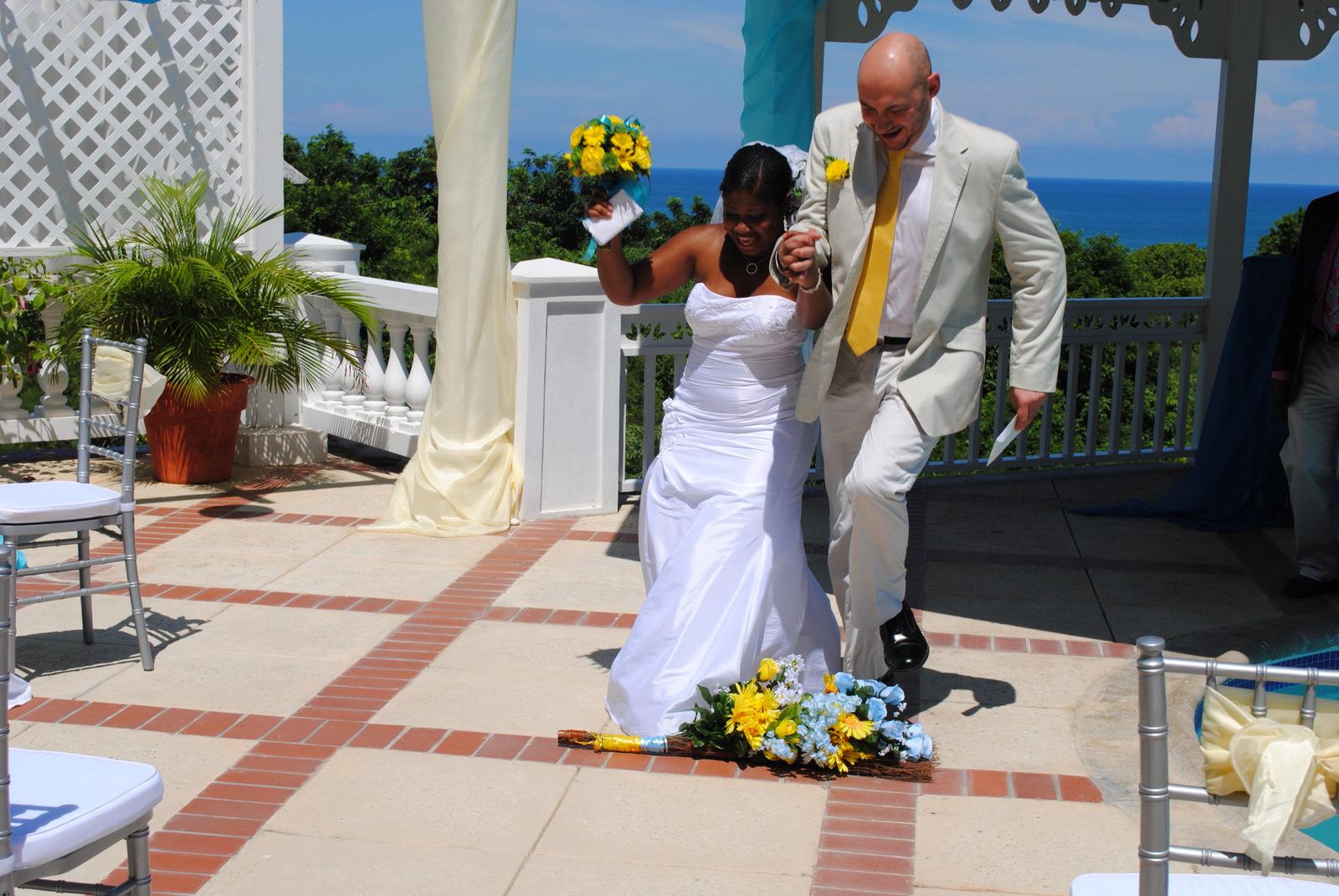 Cruise Ship Weddings in