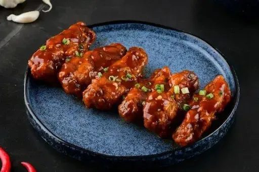 Schezwan Chicken Wings (6 Pcs)