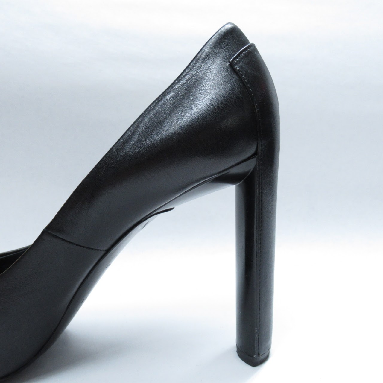 Céline Black Leather Pumps