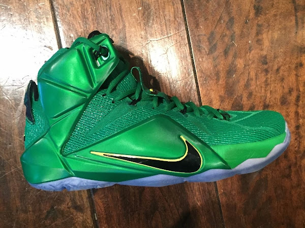 PE Spotlight Nike LeBron 12 Oregon Ducks Away PE