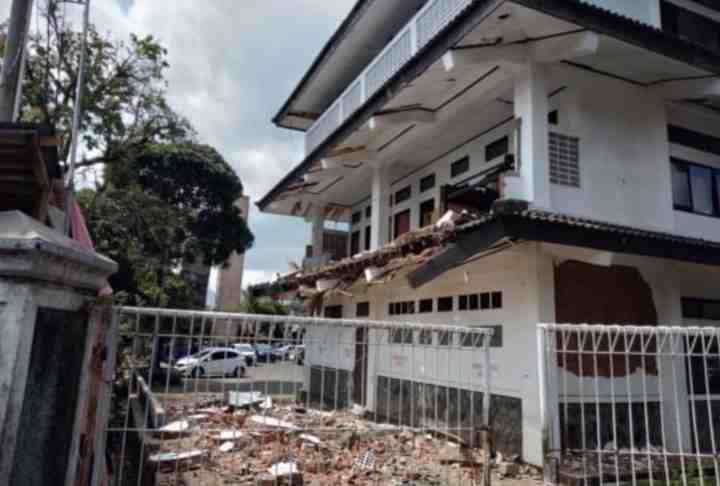 Korban Wafat 46 dan 469 Rumah Rubuh Rusak Cianjur, Dampak Gempa Cianjur.