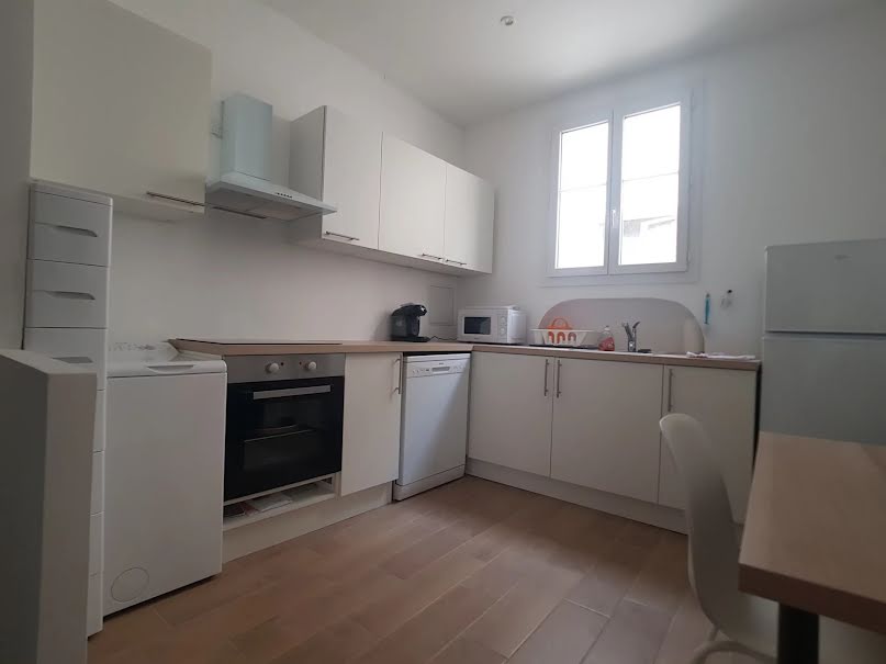 Location  appartement 3 pièces 51.9 m² à Nice (06000), 600 €