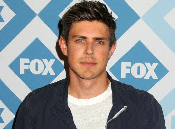 Chris Lowell Awesome Profile Pics