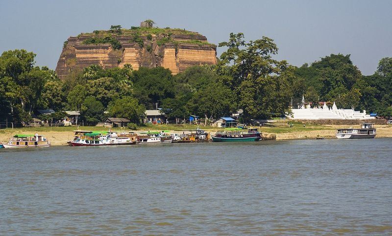 Mingun Pagoda, o templo inacabado