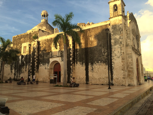 Iglesia de San Juan, Calle 16, Zona Centro, 24000 Campeche, Camp., México, Lugar de culto | CAMP