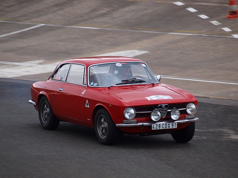 2 ème Alfa Classic day Linas Montlhery 08 oct 2011 - Page 5 PA081530