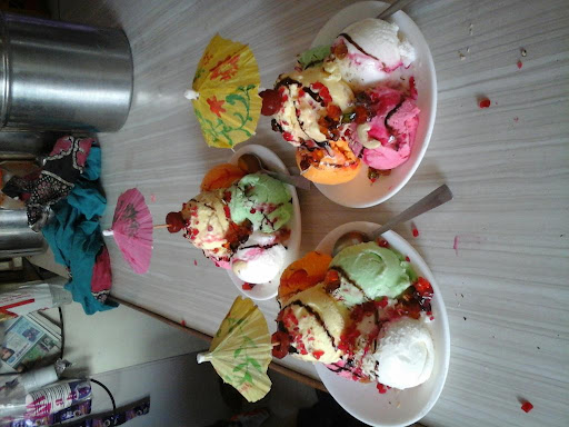 Naturals Ice Cream, Service Road, Konyanpur, Karad, Maharashtra 415110, India, Dessert_Shop, state MH