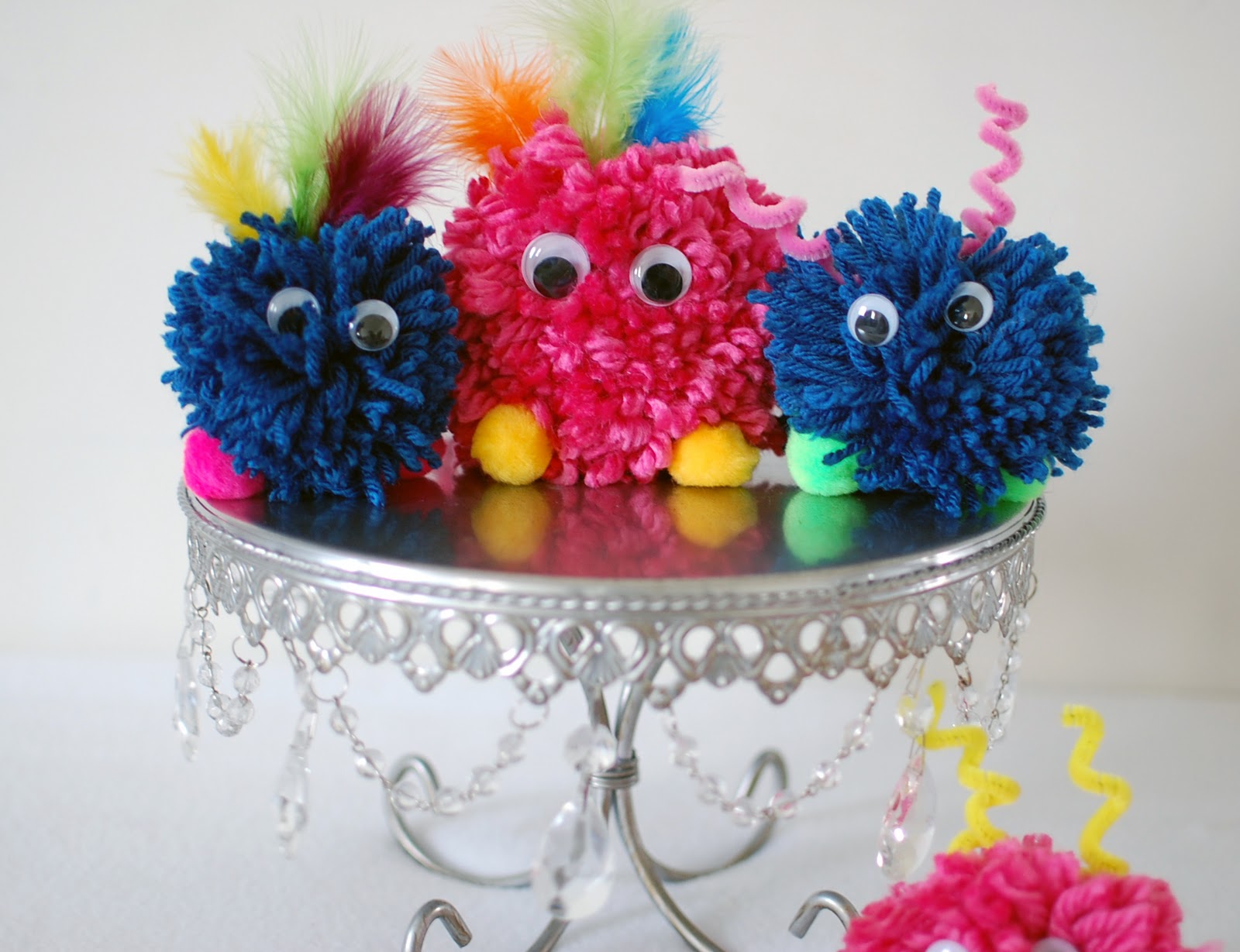 How to make Pom-pom - Quick & Easy tutorial 