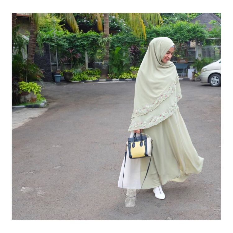 Long Dress  Hijab  Untuk  Pesta  Atau Kondangan Favorit Para 