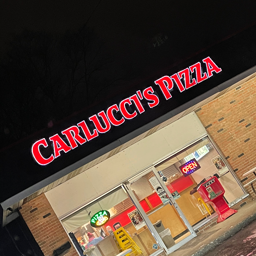 Carlucci's Pizza