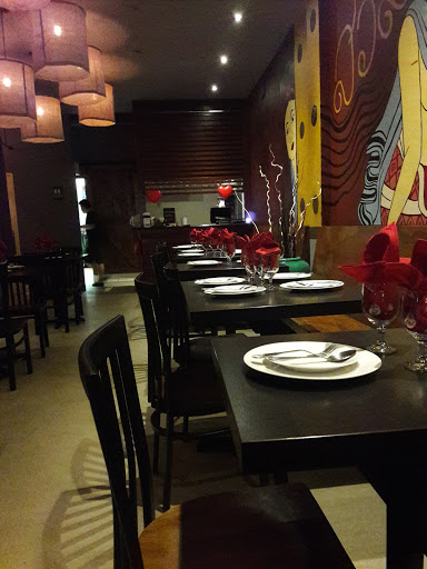 Thai Restaurant «Veganic Thai Cafe», reviews and photos, 1417 University Ave, San Diego, CA 92103, USA