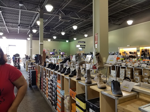 Shoe Store «DSW Designer Shoe Warehouse», reviews and photos, 5031 Shoppes Blvd, Moosic, PA 18507, USA