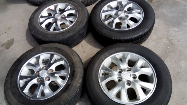 jual velg mobil surabaya Original Oem toyota kijang 