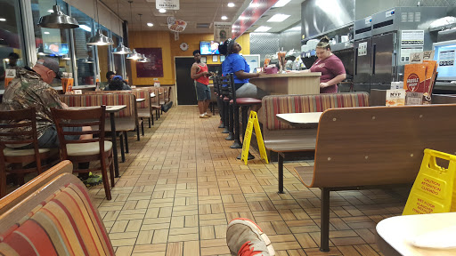 American Restaurant «Huddle House», reviews and photos, 1410 Gilmer Ave, Tallassee, AL 36078, USA