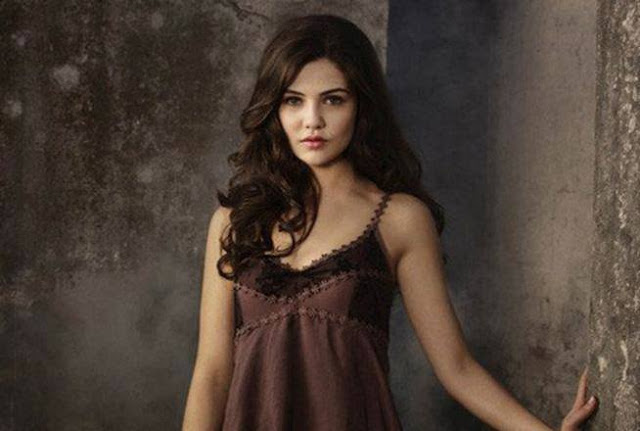 Danielle Campbell Profile Dp Pics