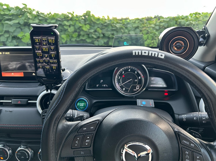 デミオのTASCAM・比較試聴・X8・chatGPT・7月もよろしくお願いしますに関するカスタム事例の投稿画像2枚目