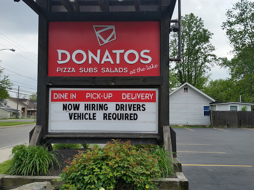 Pizza Restaurant «Donatos Pizza», reviews and photos, 11048 Hebron Rd, Hebron, OH 43025, USA