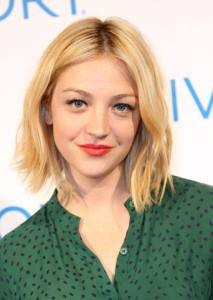 Abby Elliott Profile Pics Dp Images