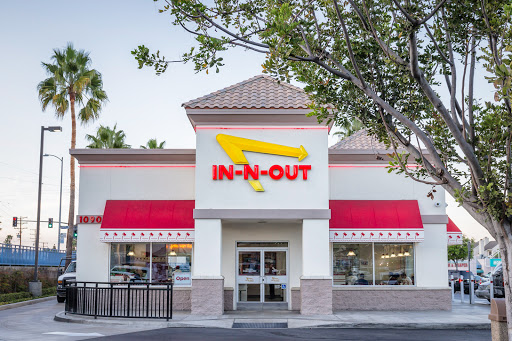 Hamburger Restaurant «In-N-Out Burger», reviews and photos, 1090 N Western Ave, San Pedro, CA 90732, USA