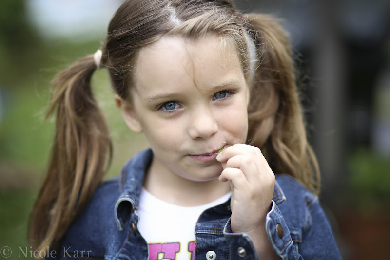 ponytailed girl