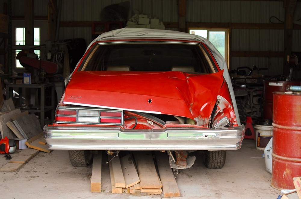 Peekskill meteorite Chevy malibu