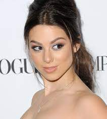 Kira Kosarin Net Worth, Age, Wiki, Biography, Height, Dating, Family, Career