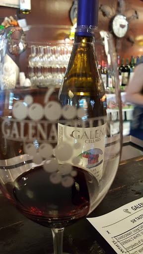 Wine Store «Galena Cellars», reviews and photos, 477 S 3rd St, Geneva, IL 60134, USA