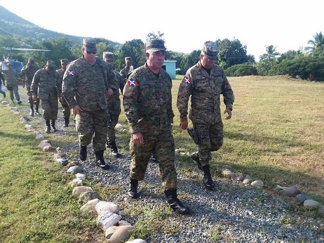 COMANDANTE GENERAL  EJÉRCITO DIRIGE  INVESTIGACIONES SOBRE  SECUESTRO A DOMINICANOS  