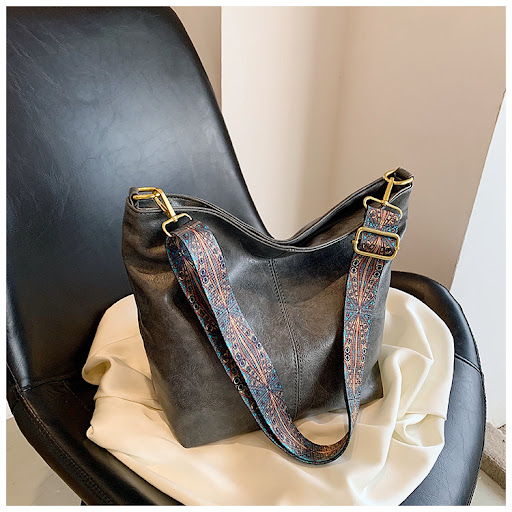 Title 10, Retro Shoulder Messenger Bag Large Capacity Wom...